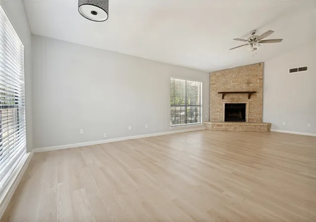 Photo 3 of Single family home for sale at 2602 Knoll Trl, Euless, TX 76039 | MLS# 21369302 | Listing updated on 2026-09-12
