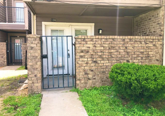 Photo 2 of Condo for sale at 9829 Walnut St #O106, Dallas, TX 75243 | MLS# 21372020 | Listing updated on 2026-09-10
