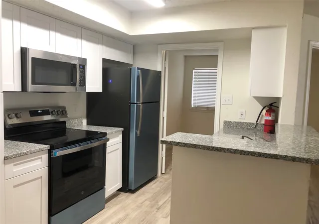 Photo 4 of Condo for sale at 9829 Walnut St #O106, Dallas, TX 75243 | MLS# 21372020 | Listing updated on 2026-09-10