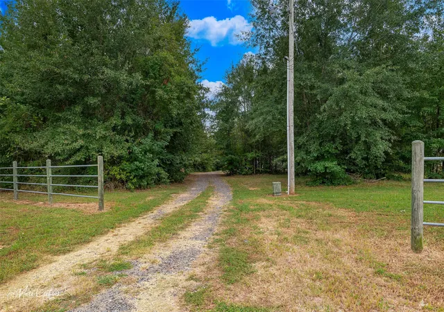 Photo 24 of Manufactured home for sale at 9383 Carrera Dr, Mooringsport, LA 71060 | MLS# 21372025 | Listing updated on 2026-09-14