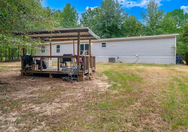 Photo 4 of Manufactured home for sale at 9383 Carrera Dr, Mooringsport, LA 71060 | MLS# 21372025 | Listing updated on 2026-09-14