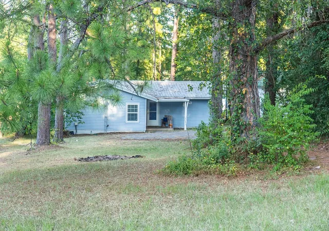 Photo 2 of Single family home for sale at 586 County Road 2298, Mineola, TX 75773 | MLS# 21372085 | Listing updated on 2026-09-17