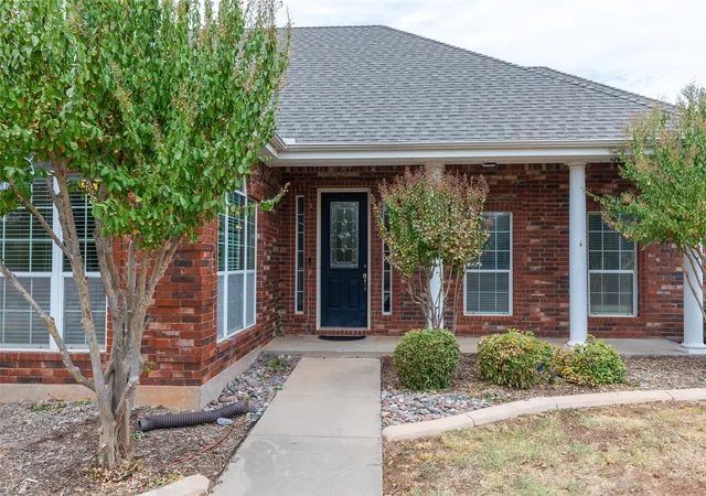 Photo 3 of Sale Pending at 8626 Ranch Rd, Abilene, TX 79602 | MLS# 21371634 | Listing updated on 2026-10-04