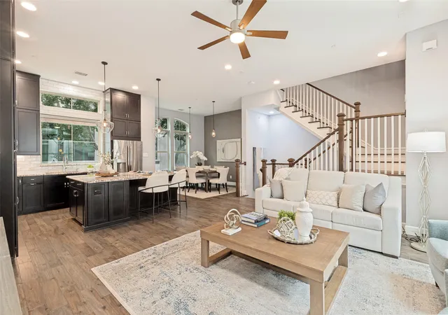 Photo 3 of Sale Pending at 746 Spanish Oaks Pl, Dallas, TX 75204 | MLS# 21371160 | Listing updated on 2026-09-18