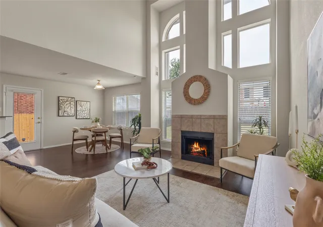 Photo 1 of Single family home for sale at 7100 Livingston Dr, Denton, TX 76210 | MLS# 21367936 | Listing updated on 2026-09-13