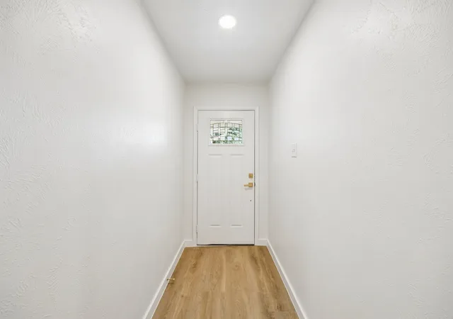 Photo 3 of Sale Pending at 453 Edwards Dr, Saginaw, TX 76179 | MLS# 21371793 | Listing updated on 2026-09-14