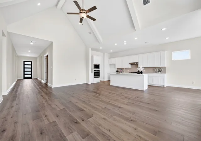 Photo 3 of Single family home for sale at 4009 Tamarack Ln, Royse City, TX 75189 | MLS# 21372120 | Listing updated on 2026-10-03