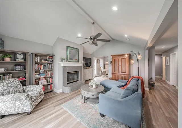 Photo 4 of Single family home for sale at 7403 Fossil Lake Dr, Arlington, TX 76002 | MLS# 21372154 | Listing updated on 2026-09-14