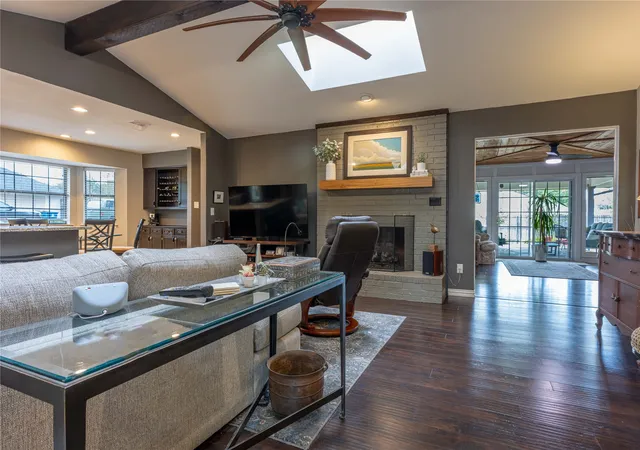 Photo 4 of Sale Pending at 478 Sellmeyer Ln, Highland Village, TX 75077 | MLS# 21372019 | Listing updated on 2026-09-14
