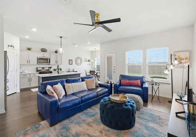 Photo 4 of Single family home for sale at 1102 Emerald Gate Dr, Princeton, TX 75407 | MLS# 21372239 | Listing updated on 2026-09-12