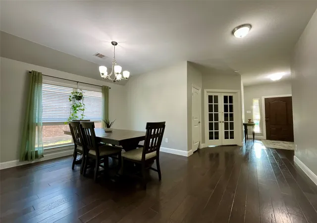 Photo 2 of Single family home for sale at 4005 Wavertree Rd, Frisco, TX 75036 | MLS# 21372217 | Listing updated on 2026-09-10
