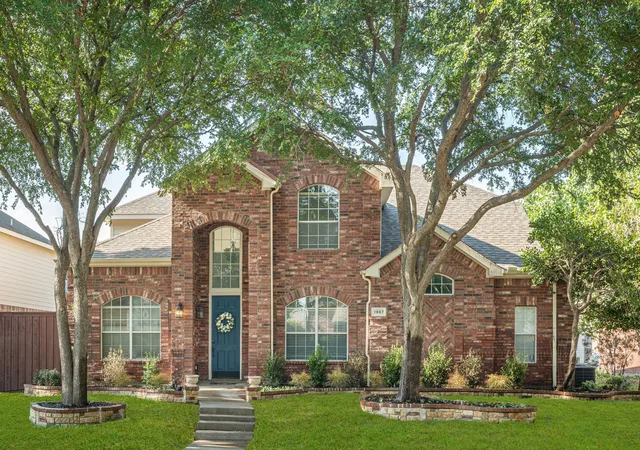 Photo 1 of Single family home for sale at 1667 Idlewild Dr, Frisco, TX 75036 | MLS# 21357408 | Listing updated on 2026-09-12