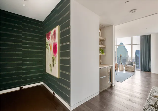 Photo 3 of Condo for sale at 1918 Olive St #3403, Dallas, TX 75201 | MLS# 21372283 | Listing updated on 2026-09-13