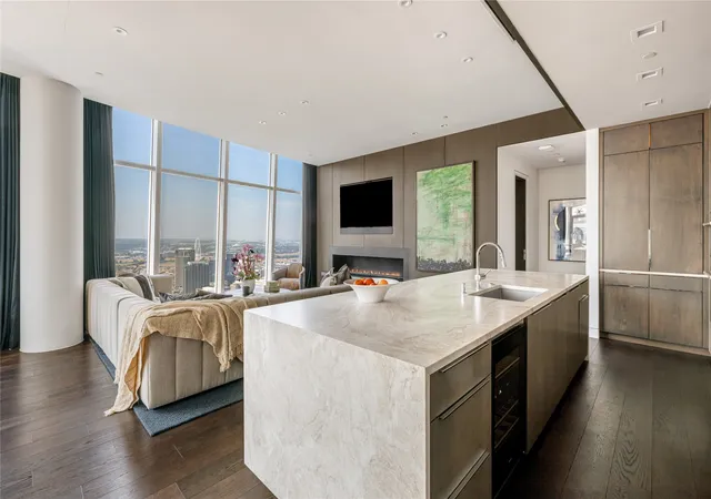 Photo 3 of Condo for sale at 1918 Olive St #3403, Dallas, TX 75201 | MLS# 21372283 | Listing updated on 2026-09-13