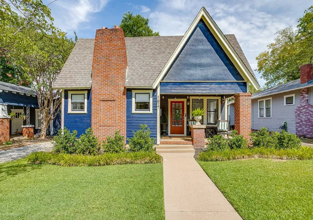 Photo 1 of Single family home for sale at 1617 Fairmount Ave, Fort Worth, TX 76104 | MLS# 21371526 | Listing updated on 2026-09-10