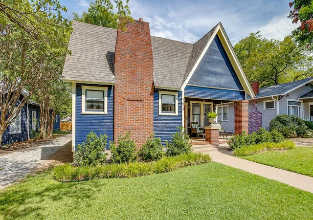 Photo 3 of Single family home for sale at 1617 Fairmount Ave, Fort Worth, TX 76104 | MLS# 21371526 | Listing updated on 2026-09-10
