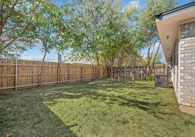 Photo 21 of Multi family home for sale at 7712 Brandi Pl, North Richland Hills, TX 76182 | MLS# 21359341 | Listing updated on 2026-09-15