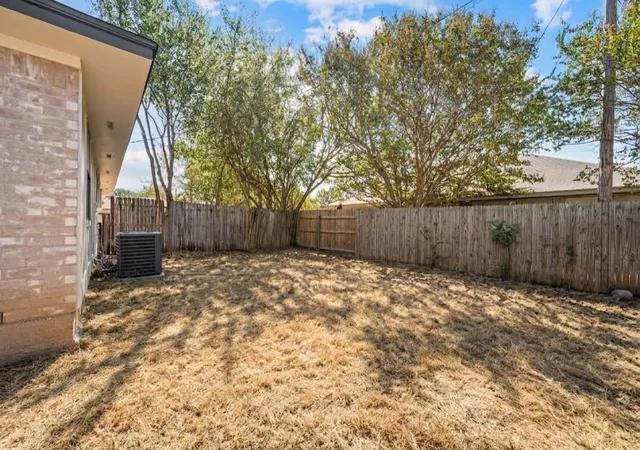 Photo 4 of Single family home for sale at 7712 Brandi Pl #7712, North Richland Hills, TX 76182 | MLS# 21359336 | Listing updated on 2026-09-15