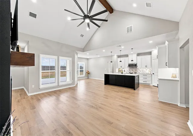 Photo 3 of Single family home for sale at 9800 Bridlewood Ln, Waco, TX 76708 | MLS# 21371935 | Listing updated on 2026-09-14