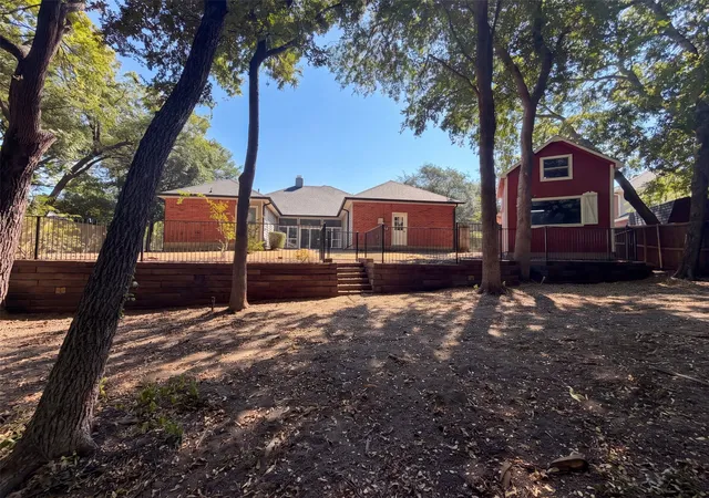 Photo 18 of Sale Pending at 3000 Candide Ln, McKinney, TX 75070 | MLS# 21372428 | Listing updated on 2026-10-01
