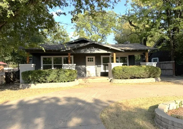 Photo 1 of Single family home for sale at 1325 Highland Ave, Abilene, TX 79605 | MLS# 21372152 | Listing updated on 2026-09-13