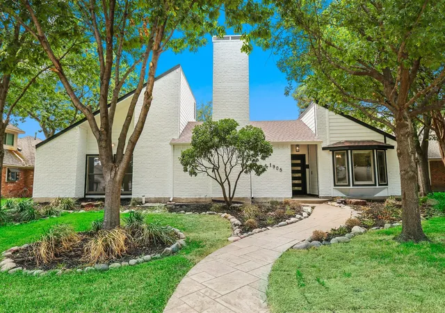 Photo 1 of Single family home for sale at 1905 Violet Cir, Richardson, TX 75080 | MLS# 21372441 | Listing updated on 2026-09-13