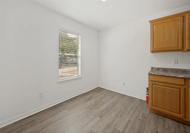 Photo 4 of Single family home for sale at 821 E Glendale St, Crowley, TX 76036 | MLS# 21372097 | Listing updated on 2026-09-12
