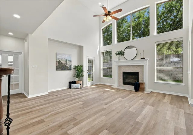 Photo 1 of Sale Pending at 2806 Butterfield Stage Rd, Highland Village, TX 75077 | MLS# 21369110 | Listing updated on 2026-09-15