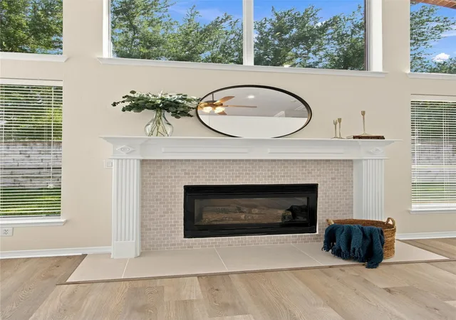 Photo 3 of Sale Pending at 2806 Butterfield Stage Rd, Highland Village, TX 75077 | MLS# 21369110 | Listing updated on 2026-09-15
