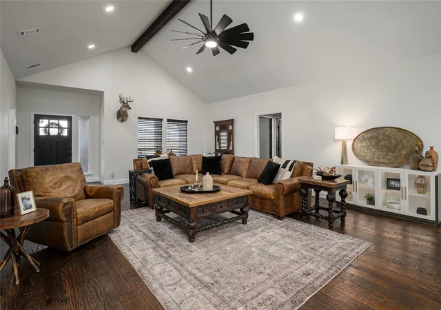Photo 3 of Single family home for sale at 840 Fm 3133, Van Alstyne, TX 75495 | MLS# 21372570 | Listing updated on 2026-10-07