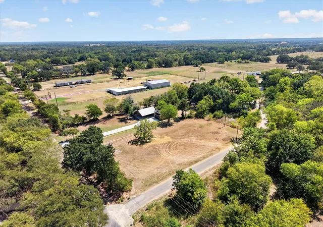 Photo 1 of Sale Pending at 12226 County Road 316, Terrell, TX 75161 | MLS# 21372596 | Listing updated on 2026-09-29