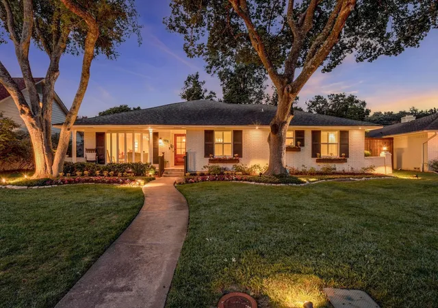 Photo 2 of Sale Pending at 9915 Faircrest Dr, Dallas, TX 75238 | MLS# 21357987 | Listing updated on 2026-09-14