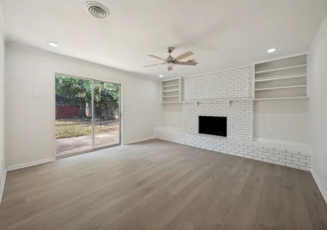 Photo 4 of Single family home for sale at 6904 Jewell Ave, Fort Worth, TX 76112 | MLS# 21372023 | Listing updated on 2026-09-12