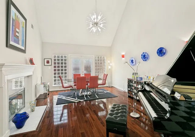 Photo 3 of Single family home for sale at 3001 Redstone Dr, Arlington, TX 76001 | MLS# 21368907 | Listing updated on 2026-10-03