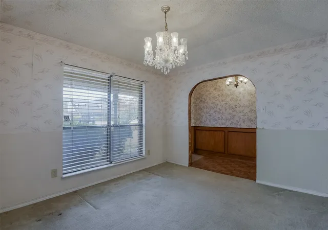Photo 3 of Single family home for sale at 514 Sunflower St, Red Oak, TX 75154 | MLS# 21367978 | Listing updated on 2026-09-12