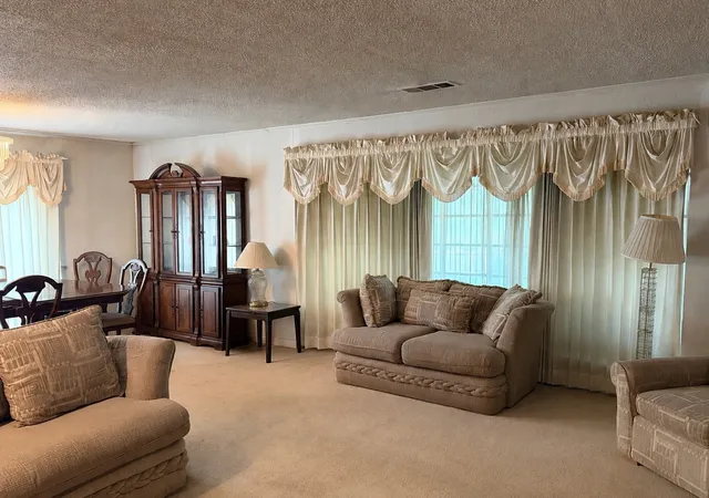 Photo 2 of Sale Pending at 921 Medalist Dr, Dallas, TX 75232 | MLS# 21371700 | Listing updated on 2026-09-20