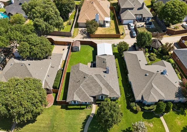 Photo 2 of Sale Pending at 2722 Covington Dr, Garland, TX 75040 | MLS# 21372063 | Listing updated on 2026-09-12