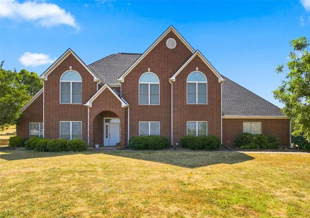 Photo 1 of Single family home for sale at 16582 Us Hwy 82 E, Honey Grove, TX 75446 | MLS# 21370087 | Listing updated on 2026-09-14