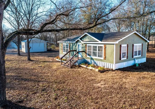 Photo 1 of Manufactured home for sale at 1920 Fm 2948, Como, TX 75431 | MLS# 21372804 | Listing updated on 2026-10-05