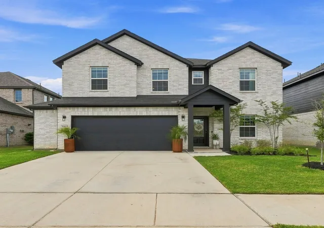 Photo 1 of Single family home for sale at 3905 Bluestem Blvd, Denton, TX 76226 | MLS# 21360992 | Listing updated on 2026-10-05