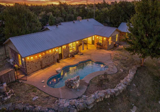 Photo 2 of Single family home for sale at 5351 Upper Denton Rd, Weatherford, TX 76085 | MLS# 21370174 | Listing updated on 2026-09-10