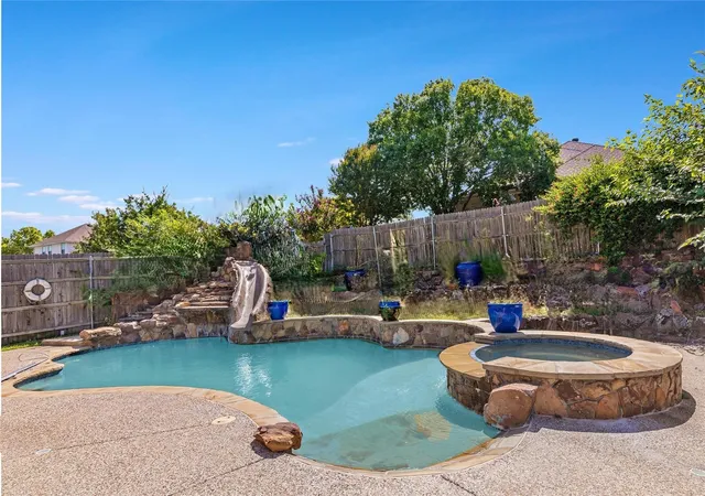 Photo 30 of Single family home for sale at 6113 Cliffbrook Dr, North Richland Hills, TX 76180 | MLS# 21362115 | Listing updated on 2026-09-12