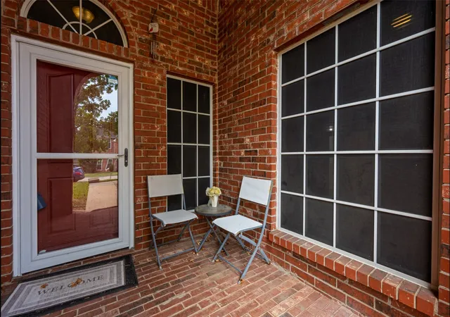 Photo 2 of Single family home for sale at 6113 Cliffbrook Dr, North Richland Hills, TX 76180 | MLS# 21362115 | Listing updated on 2026-09-12