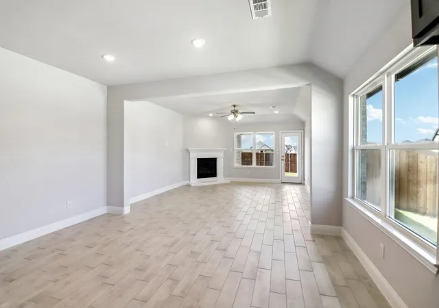 Photo 3 of Single family home for sale at 1317 Renato Dr, Anna, TX 75409 | MLS# 21371886 | Listing updated on 2026-10-20