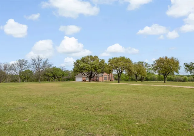 Photo 2 of Sale Pending at 6239 B Fm 879, Ennis, TX 75119 | MLS# 21372810 | Listing updated on 2026-09-10