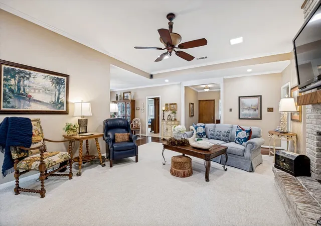 Photo 4 of Single family home for sale at 3801 Graphic Pl, Plano, TX 75075 | MLS# 21372815 | Listing updated on 2026-09-08