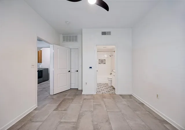 Photo 4 of Townhouse for sale at 1852 Summit Ave, Dallas, TX 75206 | MLS# 21371572 | Listing updated on 2026-09-12