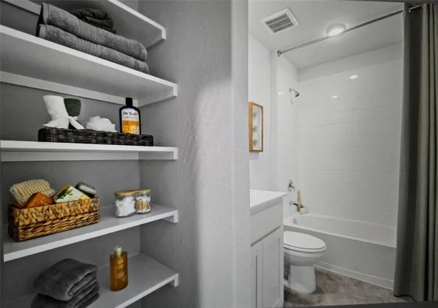 Photo 3 of Single family home for sale at 1517 Central Park Dr Dr, Alvarado, TX 76009 | MLS# 21372915 | Listing updated on 2026-10-01