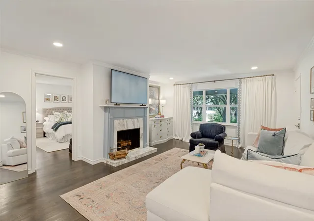Photo 3 of Condo for sale at 6234 Bandera Ave #D, Dallas, TX 75225 | MLS# 21372882 | Listing updated on 2026-09-13