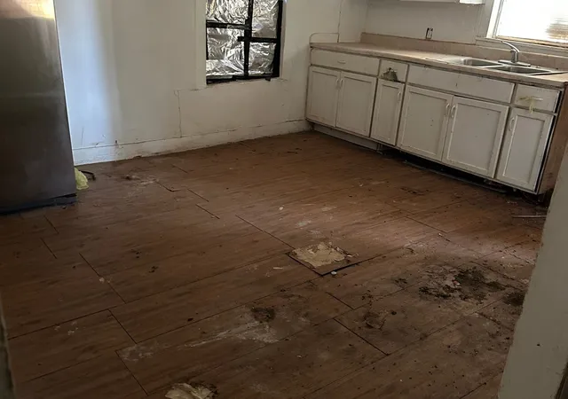 Photo 3 of Single family home for sale at 106 N Wesley St, Itasca, TX 76055 | MLS# 21372934 | Listing updated on 2026-09-10
